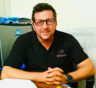 Mirko Bonamici - Founder of Agence Amour
